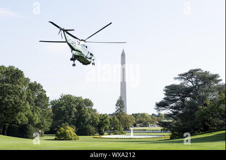 Washington, DC, USA. 16 Sep, 2019. September 16, 2019 - Washington, DC, USA: Präsident Donald Trump verlassen auf die Marine ein Hubschrauber seine Reise in Albuquerque, New Mexiko, an einer 'Halten' Amerika große Rally'' zu starten. Quelle: Michael Brochstein/ZUMA Draht/Alamy leben Nachrichten Stockfoto