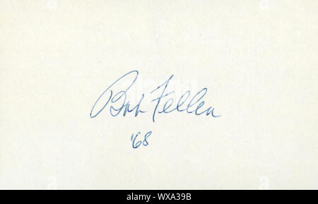 Autogramm von Hall des Ruhmes Krug Bob Feller vom 1968. Feller war ein Stern Krug für die Cleveland Indians von 1936 bis 1956. Stockfoto