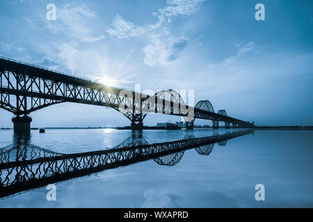 Jiujiang Jangtse Brücke Stockfoto