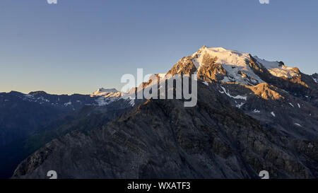 Sonnenaufgang am Ortler in Südtirol Italien Stockfoto