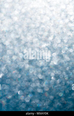 Vertical Gradient Hintergrund der helles Licht und Blau durch geriffelte Glas Stockfoto