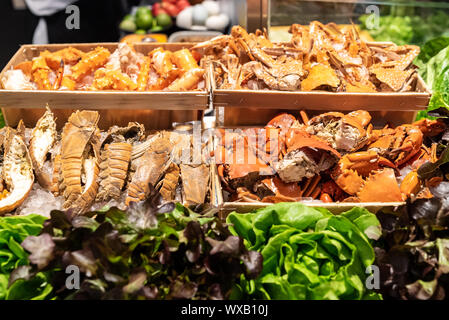 Meeresfrüchte auf Eis Stockfoto