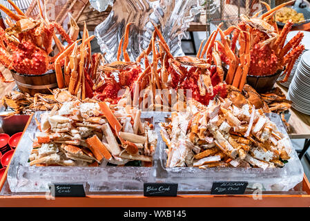 Alaskan king crab Meeresfrüchte auf Eis Stockfoto