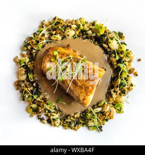 Lecker Fischgericht im Gourmet Restaurant Stockfoto