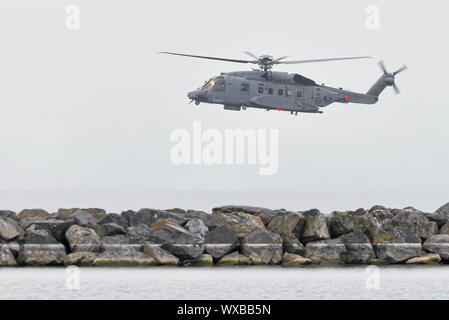 RCAF CH-148 Cyclone in der Luft bei der 70. jährlichen kanadischen International Air Show (CIAS) über den Lake Ontario in Toronto, Ontario, Kanada am 1. September 2019 Stockfoto