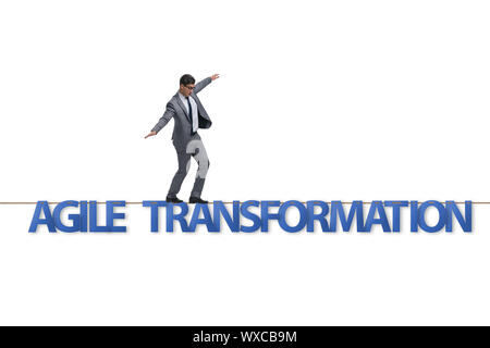 Agile transformation Konzept mit Geschäftsmann auf engen r Stockfoto