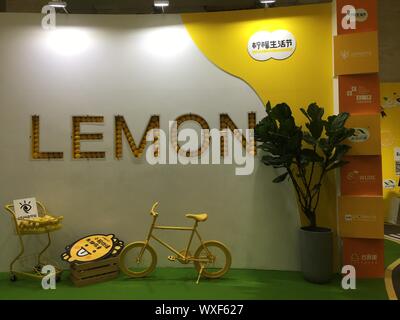 Peking, Peking, China. 17 Sep, 2019. Peking, China - National Agricultural Exhibition Hall, 2019 Beijing International Design Week Design Expo. Fast tausend kulturellen und kreativen Aktivitäten wurden im Rahmen der Expo statt, die die Region Beijing-Tianjin-Provinz Hebei. Nach Berichten, dieses Design Woche weiterhin auf intelligente das Konzept der "Stadt des Design Capital'' halten, mit dem Thema "industrial Initiative 'Credit: SIPA Asien/ZUMA Draht/Alamy leben Nachrichten Stockfoto