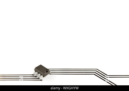 Design-Elemente von einem elektronischen Chip gebildet und Spuren, die auf Papier gedruckt Stockfoto