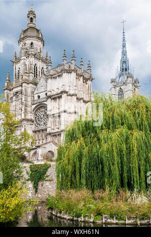 Bild von der Kathedrale Notre Dame in der Stadt Evreux, Frankreich Stockfoto