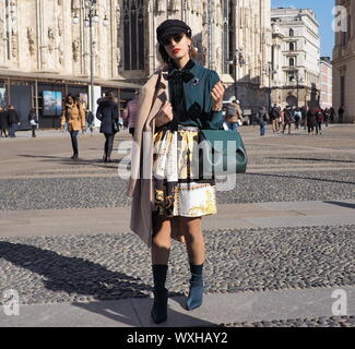 Mailand, Italien: 22. Februar 2019: Fashion Blogger street style Outfit nach Francesca Liberatore fashion show während der Mailand Fashion Week Herbst/Winter 2019 Stockfoto