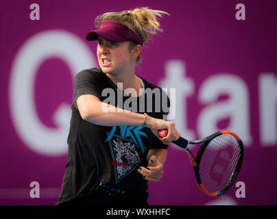 Elina Svitolina der Ukraine wärmt für Ihr halbfinale am 2019 Qatar Total Open WTA Premier Tennis Turnier Stockfoto