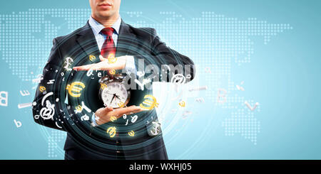 Fc 44 Feb 4-0 b 43-4044-b 844-4 ca 70 eabf 468 Stockfoto