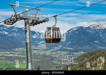 Seilbahn, die Sie in den Bayerischen Alpen in der Nähe von Königssee, Schönau, Deutschland Stockfoto