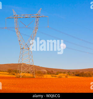 Hochspannungsleitungen. Stockfoto