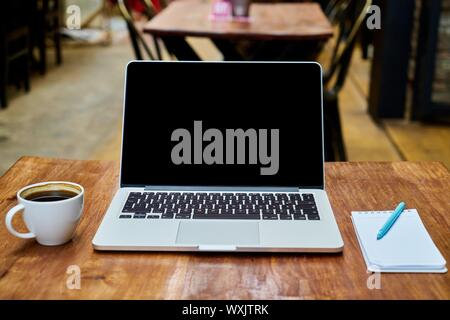 Büro, officework, officemeeting, Konferenz, Arbeit, Kommunikation, Hinweis, botebook, mobil, Smartphone, Schreibtisch, Tisch, Geschäft, Finanzen, Rechnungswesen, Laptop Stockfoto