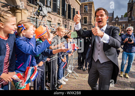 Den Haag, Niederlande. 17 Sep, 2019. DEN HAAG, 17-09-2019, Prinsjesdag, die jährliche Präsentation von der Politik der Regierung an das Parlament von König Willem Alexander. In den Niederlanden Prinsjesdag oder Prince's Tag ist jedes Jahr am dritten Dienstag im September statt. Minister Präsident Mark Rutte. Credit: Pro Schüsse/Alamy leben Nachrichten Stockfoto