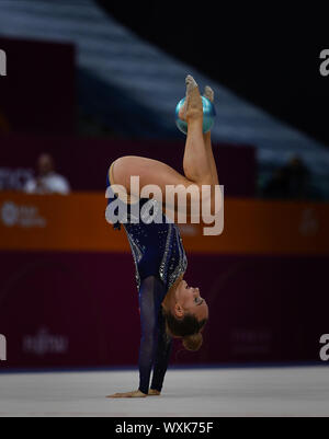 Baku, Aserbaidschan. 17 Sep, 2019. Isabella Schultz von Dänemark während der 37 Rhythmische Gymnastik Wm-Match zwischen und Tag 2 an den Nationalen Gymnastik Arena in Baku, Aserbaidschan. Ulrik Pedersen/CSM. Credit: Cal Sport Media/Alamy leben Nachrichten Stockfoto