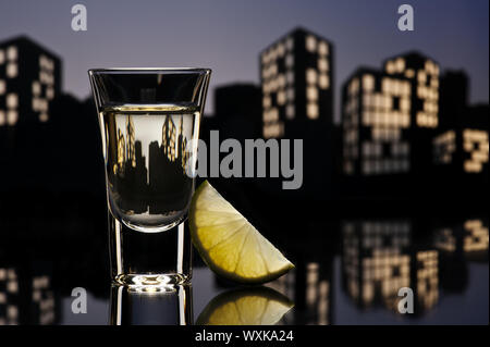 Tequila in farbenfrohe Stadtbild Einstellung zu schießen Stockfoto