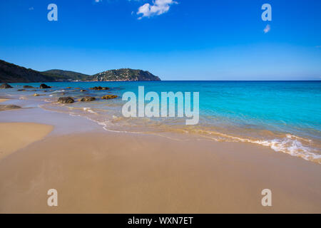 Ibiza Aigues Lehrschule Aguas Blancas Beach in Santa Eulalia Balearen Spanien Stockfoto