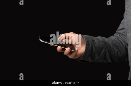 Männliche hand Smartphone mit leerer Bildschirm Stockfoto