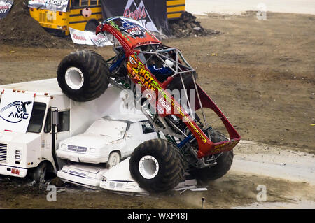 Monster Truck Event im Olympischen Stadion von Montreal, 22. April 2006 Stockfoto