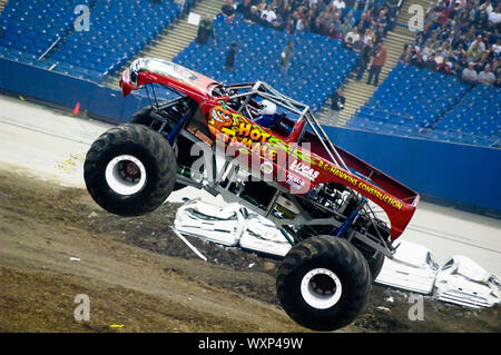 Monster Truck Event im Olympischen Stadion von Montreal, 22. April 2006 Stockfoto