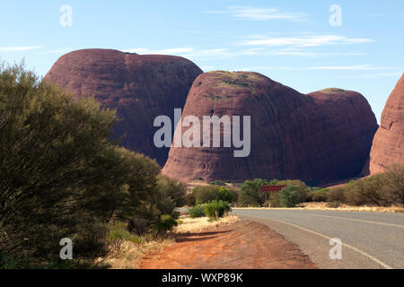 Nahaufnahme der Kata Tjuṯa, einer Gruppe von Großen, gewölbtes Felsformationen im Uluṟu - Kata Tjuṯa National Park, Northern Territory, Australien Stockfoto