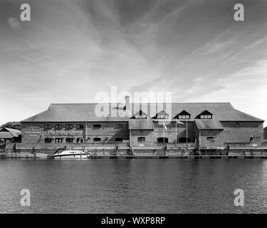 Priorat Zentrum am Fluss Great Ouse im St Neots Cambridgeshire England Stockfoto