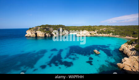 Cala Macarella und Macarelleta Ciutadella auf Menorca Mittelmeer Balearen Stockfoto