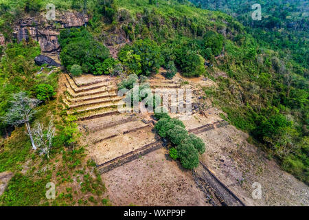 Wat Phou ist ein Relikt aus der Khmer Tempelanlage im Süden von Laos. Wat Phou liegt am Fuße des Berges Phou Kao, der Provinz Champasak, in der Nähe des Mekong gelegen. Stockfoto