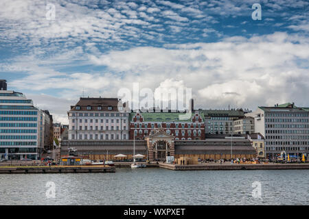 Hafen mit den Alten Markt in Helsinki, der Hauptstadt von Finnland Stockfoto