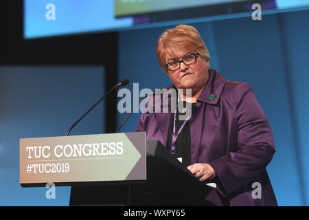 Brighton East Sussex UK 11. September 2019 Wendy Nichols sprach an der TUC-Kongress an der Brighton Conference Centre Stockfoto