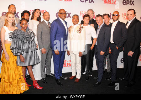 Die Darsteller nehmen an der Pate von Harlem Screening im Apollo Theater in New York City. Stockfoto