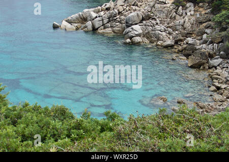 Mediterranean Beach. Spiaggia dei Due Mari, Santa Teresa di Gallura, Sardinien, Italien Stockfoto