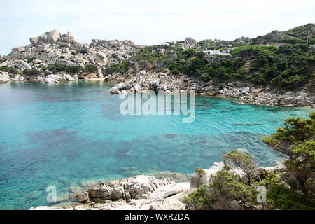 Mediterranean Beach. Spiaggia dei Due Mari, Santa Teresa di Gallura, Sardinien, Italien Stockfoto