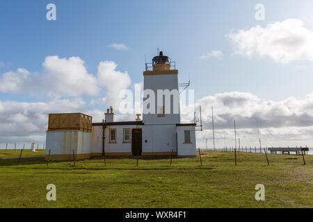 Eshaness Leuchtturm, Northmavine Halbinsel, Festland, Shetlandinseln, Schottland, UK Stockfoto