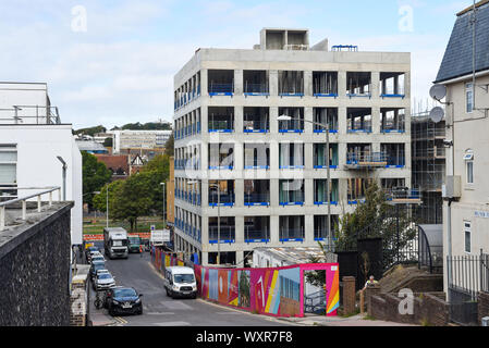 Kaplan Wohn Brighton Wohnheim für Studenten, die sich in der Ecke des Circus Street und Kingswood Straße durch die Henry gebaut Stockfoto