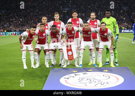 September 17, 2019: Amsterdam, Niederlande, 17. SEPTEMBER 2019: Ajax-Gruppe im ersten Spiel der UEFA Champions League 2019/20 Gruppe Runde zwischen AFC Ajax (Niederlande) und OSC Lille (Frankreich) an Johan Cruijff ArenA. (Bild: © Federico Guerra Maranesi/ZUMA Draht) Stockfoto