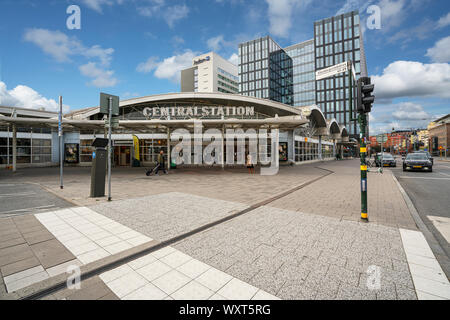 Stockholm, Schweden. September 2019. Mit Blick auf den Außenpool des Hauptbahnhof Stockfoto