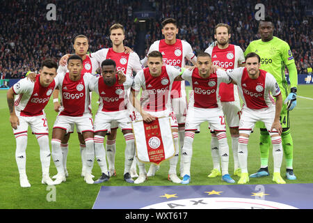 September 17, 2019: Amsterdam, Niederlande, 17. SEPTEMBER 2019: Ajax-Gruppe im ersten Spiel der UEFA Champions League 2019/20 Gruppe Runde zwischen AFC Ajax (Niederlande) und OSC Lille (Frankreich) an Johan Cruijff ArenA. Credit: Federico Guerra Maranesi/ZUMA Draht/Alamy leben Nachrichten Stockfoto