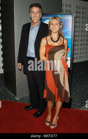 Christopher Lawford und Frau Lana Antonova am AFI Fest Screening 2005 von "Das weltweit schnellste Indische" gehalten am ArcLight in Hollywood, CA. Die Veranstaltung fand am Dienstag, 8. November 2005. Foto von: SBM/PictureLux-Datei Referenz Nr. 33864-3286 SBMPLX Stockfoto