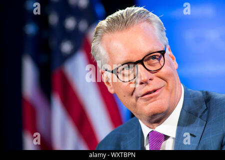 Ed Bastian, Geschäftsführer der Delta Airlines, nimmt in einem Interview in der Innenstadt von Washington, D.C., am 17. September 2019. Stockfoto