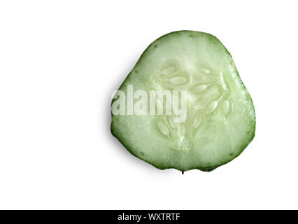 Querschnitt eines jungen Gurke, Ansicht von oben, close-up Stockfoto