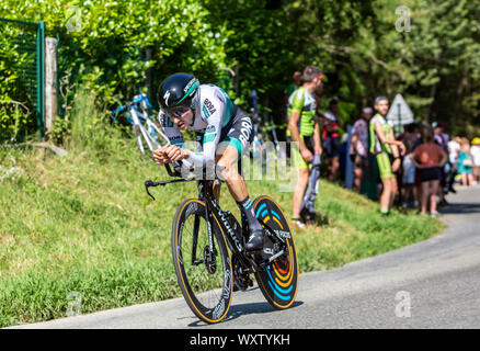 Bosdarros, Frankreich - 19 Juli, 2019: Der deutsche Radsportler Emanuel Buchmann von Team Jumbo-Visma reiten während der Stufe 13, Einzelzeitfahren, von Le Tour d Stockfoto