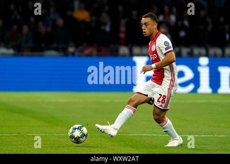 Sergino Dest (Ajax) während der Champions League Ajax-Lille am 17. September 2019 in Amsterdam, Niederlande. Credit: Sander Chamid/SCS/LBA/Alamy leben Nachrichten Stockfoto