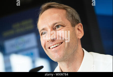 Berlin, Deutschland. 18 Sep, 2019. Basketball: Bundesliga, saisonauftakt Pk Alba Berlin, Axel Schweitzer, Vorsitzender des Aufsichtsrats, ALBA Berlin, auf der Pressekonferenz der Credit: Tom Weller/dpa/Alamy leben Nachrichten Stockfoto