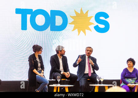 Alberto Fernández y Matías Lammens presentaron' Buenos Aires Ciudad del Conocimiento' Stockfoto