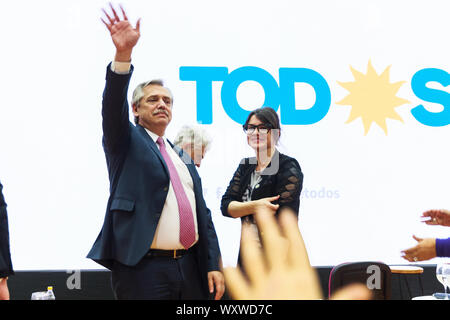 Alberto Fernández y Matías Lammens presentaron' Buenos Aires Ciudad del Conocimiento' Stockfoto