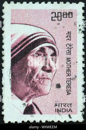 Mutter Teresa auf indischen Briefmarke Stockfoto
