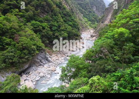 Taroko Nationalpark in Taiwan. Schlucken Yanzikou (Grotte) Trail Canyon View. Stockfoto